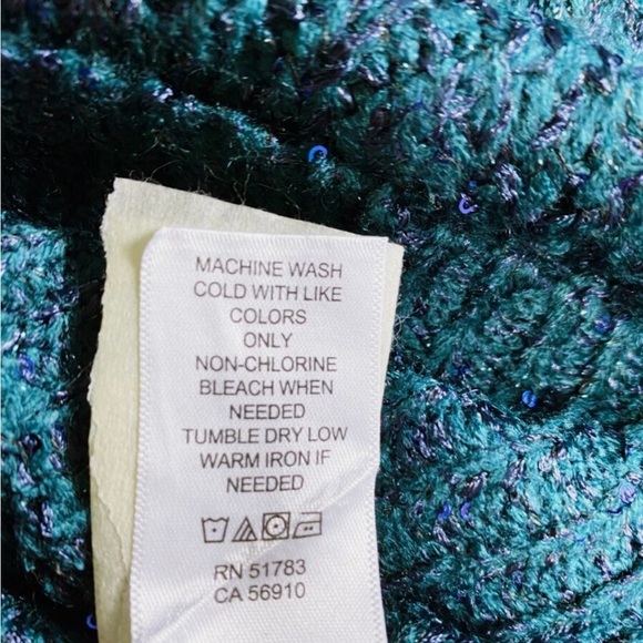 Maurices Womens Knit Sweater Size 1X Green/blue Sequin Long Sleeve Pullover - Picture 7 of 7